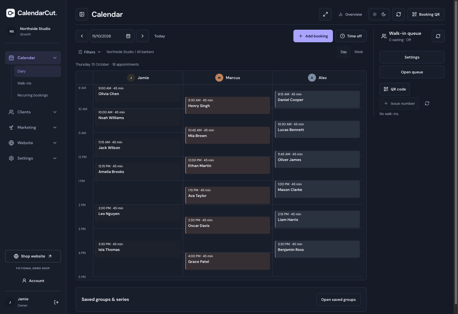 CalendarCut diary in dark mode with sample data